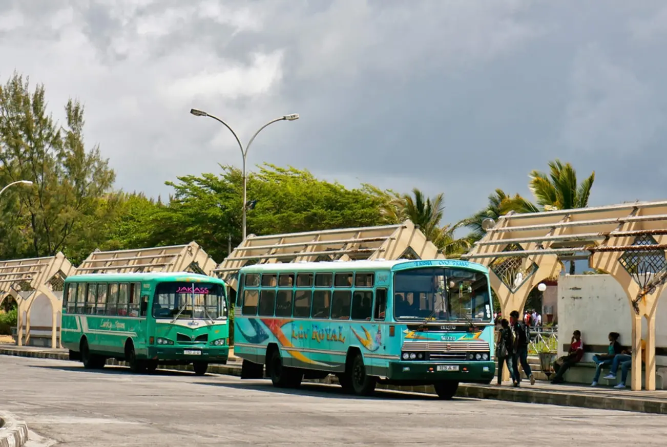 Réseau de bus à Maurice : lignes, tarifs et expérience de voyage
